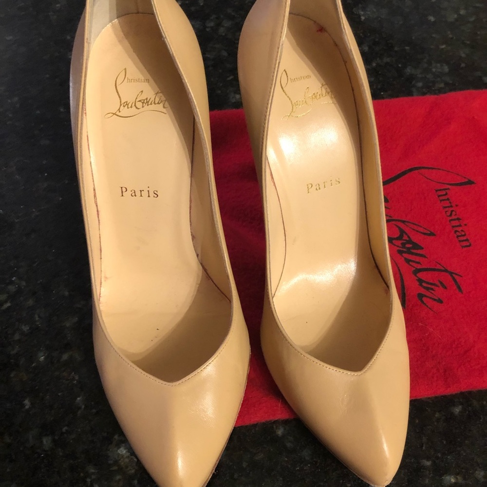Christian Louboutin Pumps Nude Napa Leather